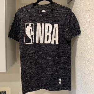 Lot of 2 Men’s Cotton T-shirts Nike & NBA size Small